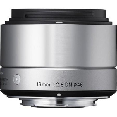 Sigma 19mm f/2.8 DN Lens for Micro Four Thirds Cameras (Silver)