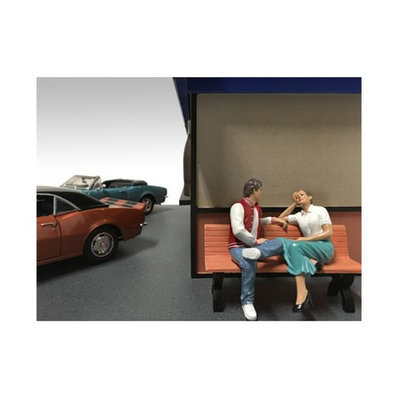 American Diorama 23925-23926 Sitting Figures Adam & Kristan 2 Piece Set for 1-24 Scale Models