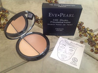 Eve Pearl HD Dual Foundation in MEDIUM (New in box) Fresh!