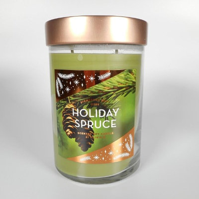 Signature Soy Candle Holiday Spruce - 21 oz, Green