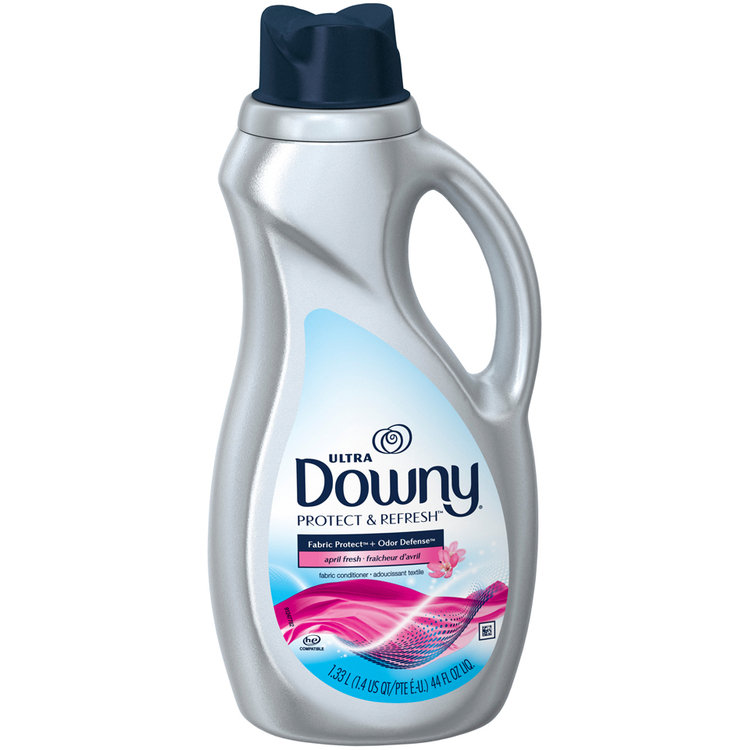Ultra Downy® Protect & Refresh™ Fabric Protect™ + Odor Defense™ April