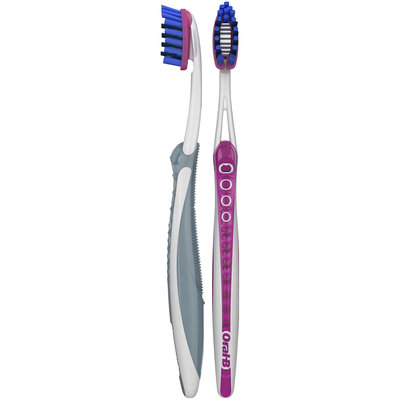 Oral-B® 3D White™ Luxe Soft Toothbrushes 2 ct Carded Pack