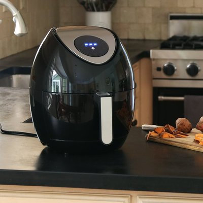 Ivation Multifunction Electric Air Fryer with Digital LED Touch Display Featuring 7 Cooking Presets Menu, Timer and Temperature Control - for Healthy Frying with Little to No Oil, 1400W - Black