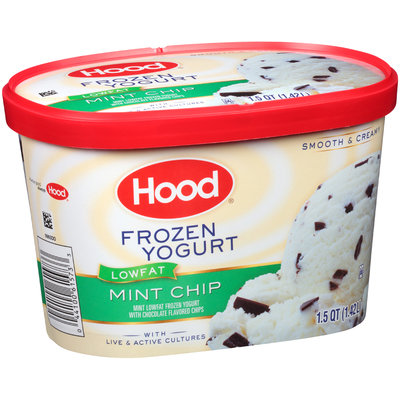 Hood® Lowfat Mint Chip Frozen Yogurt with Live & Active Cultures 1.5 qt. Tub
