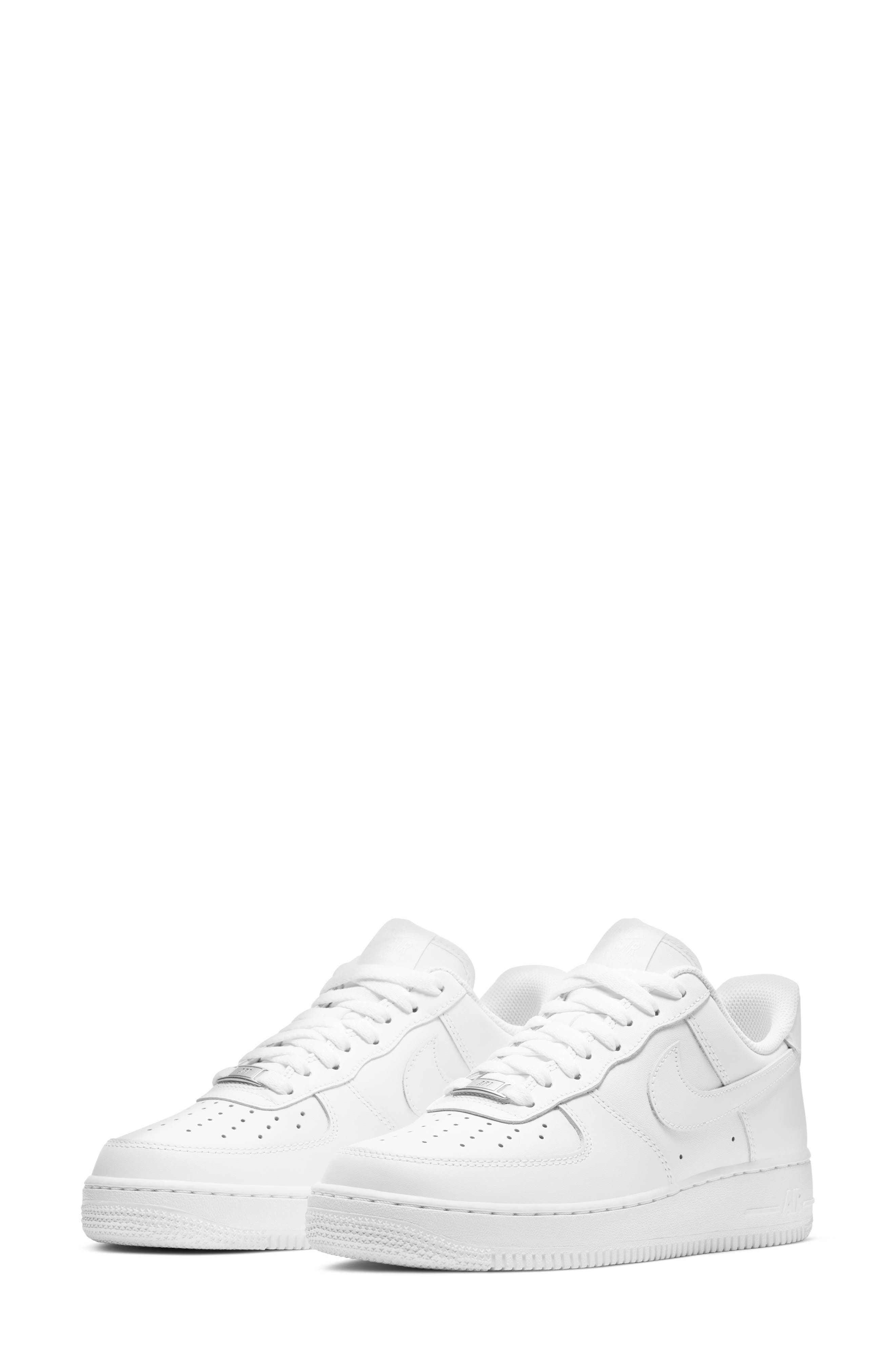 white forces size 8