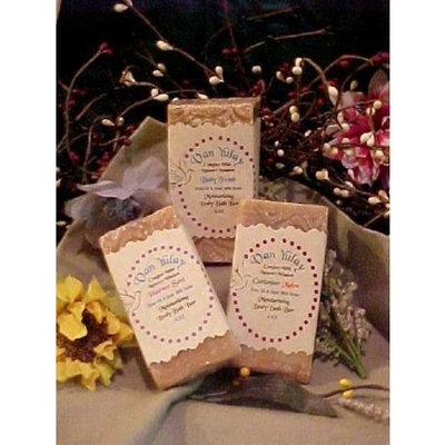 Natural Hand Made Goatmilk Soap