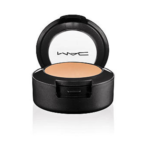 MAC Studio Finish SPF 35 Concealer