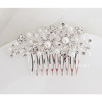 LISALI Wedding Hair Comb, Crystal Headpiece, Leaf Hair Comb, Gold bridal Vine Bridal Hair Comb