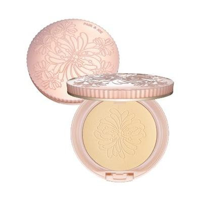 Paul and Joe Beaute Powder Compact Foundation 0.31 oz.