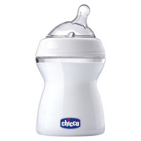 Chicco NaturalFit 8 Oz. 0M+ Slow Flow, Medium Clear