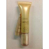 Revlon Skinlights Face Illuminator Candle Light Lotion SPF 15.