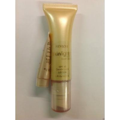 Revlon Skinlights Face Illuminator Candle Light Lotion SPF 15.