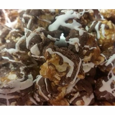 Gourmet Popcorn by Its Delish (Zigzag Chocolate Drizzle, 4 Oz.)