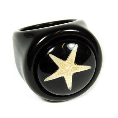 ED SPELDY EAST OR011-7 Ring Starfish Black Ring with Black Background Size 7