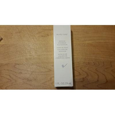 Mary Kay Medium Coverage Beige 302