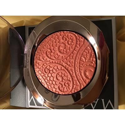 Sheer Dimensions Highlighting Powder (Lace)