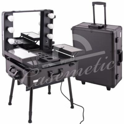 BLACK STUDIO MAKEUP CASE w/LIGHT - C6010