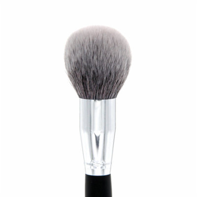 Crown Pro Series ( Lush Powder Brush- C518)