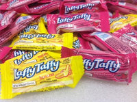 Beulah's Candyland Wonka Laffy Taffy candy snack size 2 pounds Banana and Strawberry