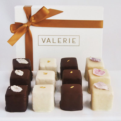 Not Specified Deluxe Petit Fours