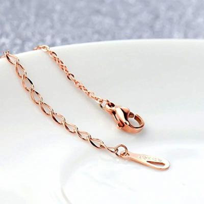 Generic ornaments _on_the_ neck _with_mountains_of_ 18k rose gold _plated_ butterfly necklace pendant Korean women girl models _matte