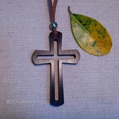Generic Indonesian_Rosewood_ round ed_ hollow _section_ cross necklace pendant _/_ sweater chain