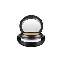 MAC Mineralize Foundation NW25 by CoCo-Shop