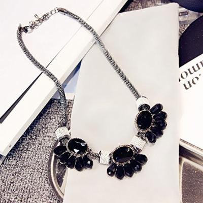 Generic Hong_Kong_ fashion _petal_ necklace pendant women girl clavicle chain jewelry _Japan_and_South_ Korea _a_ short _section_of_the_ clavicle necklace pendant decorative accessories