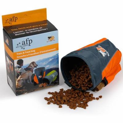 Dog Treat Pouch Train & Treat Bag Pet Travel Food Carrier Storage