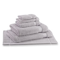 Wamsutta® Hygro Duet Bath Sheet