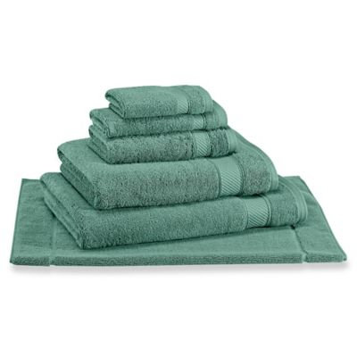 Wamsutta® Hygro Duet Bath Towel