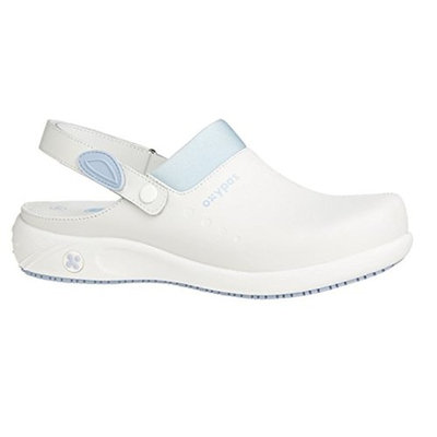 Oxypas Sandy, Fashionable Leather Nursing Clog with Heel, Coolmax® Lining, Anit Slip Sole, Antistatic, Removable Insole. Suitable for Healthcare professionals & Nurses and caregivers