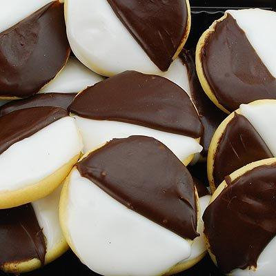 Beigel's The Art Of Fine Baking Black & White Cookies 24 Oz.