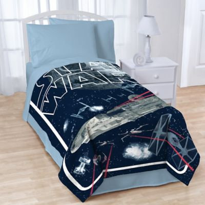 Star Wars™ Space Battle Throw Blanket