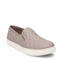 Steve Madden 6.5 Black Ecentric Quilted Slip-On Flats