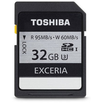 Toshiba EXCERIA 32GB Secure Digital High Capacity (SDHC)