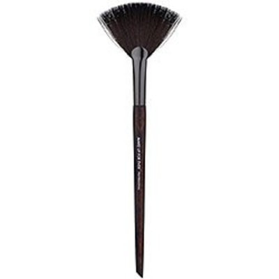 MAKE UP FOR EVER 120 Medium Powder Fan Brush