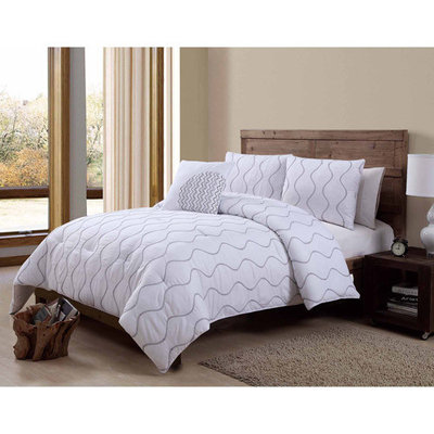 ***DISCONTINUED*** Victoria Classics Nora 4 Piece Comforter Set
