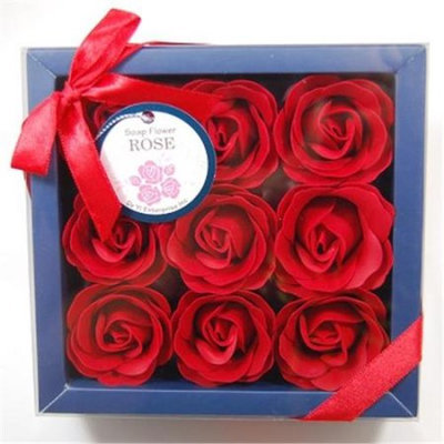 De Yi Enterprise Inc. 33014-F Letter F Rhinestone Cake Topper with a nice box packaging