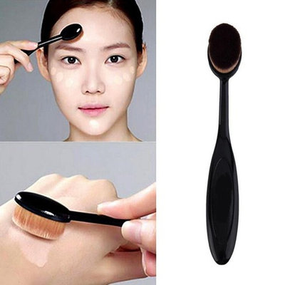 Oval Makeup Brush Set | 1 Oval Brush, 1 MakeUp Brush Washing Cleaning Scrubber Board, 2 Latex-Free Miracle Orange and Pink - Use Wet or Dry Sponges | Flawless Coverage Of Your Favorite Foundation