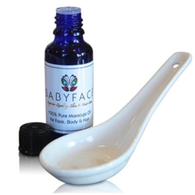 Babyface Asian Facial Massage Kit - Spoon & 1.5 oz. Maracuja Oil (Passionfruit)