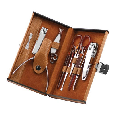 Igia Old English Unisex 10-Piece Essential Manicure Set