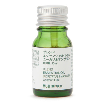 MUJI - Blended Essential Oil (Eucalyptus & Mandarin) 10ml