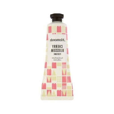 Mamonde Cherry Blossom Perfume Hand Cream SPF 17 PA+