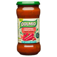 DOLMIO® Sun-Ripened Tomato & Chilli Pasta Sauce 350g