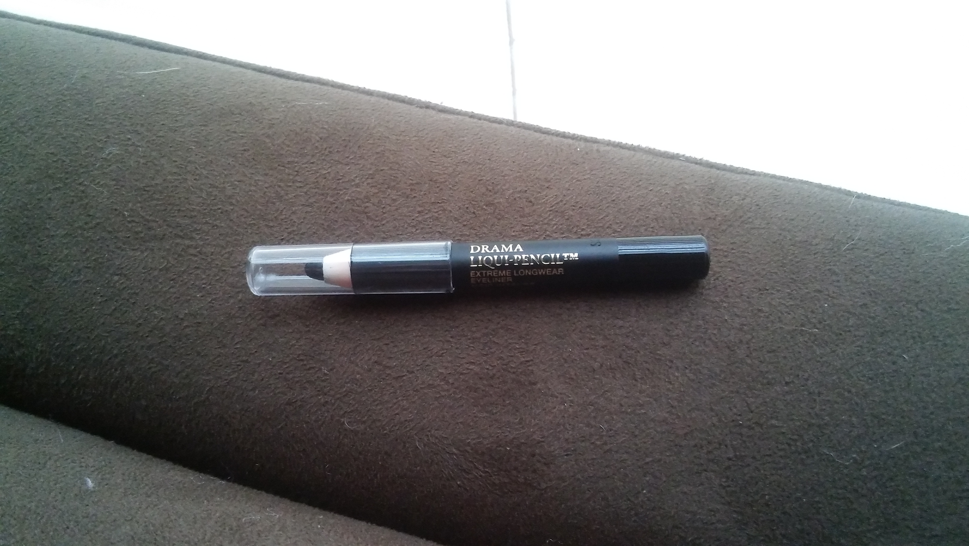 Photo of Lancôme Drama Liqui-Pencil™ Extreme Longwear Eyeliner uploaded by Fan C.