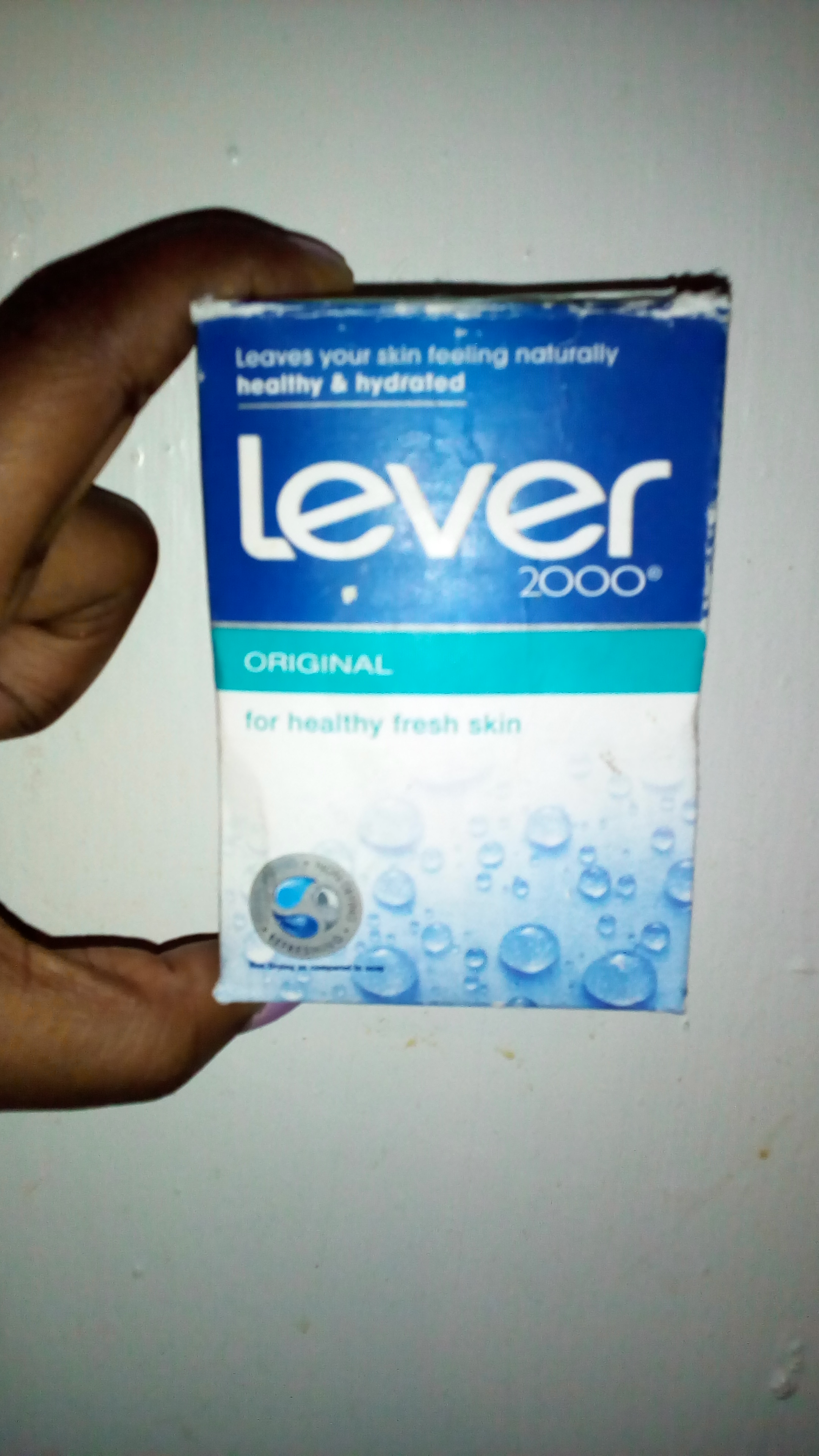 Photo of Lever 2000 Perfectly Fresh Refreshing Bar Soap 8 PackPerfectly Fresh Original uploaded by Angela D.