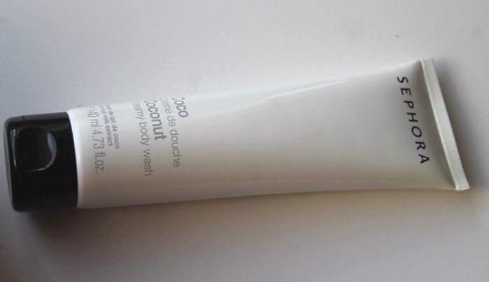 Photo of SEPHORA COLLECTION Smoothing Body Scrub Coconut uploaded by Elizabeth B.