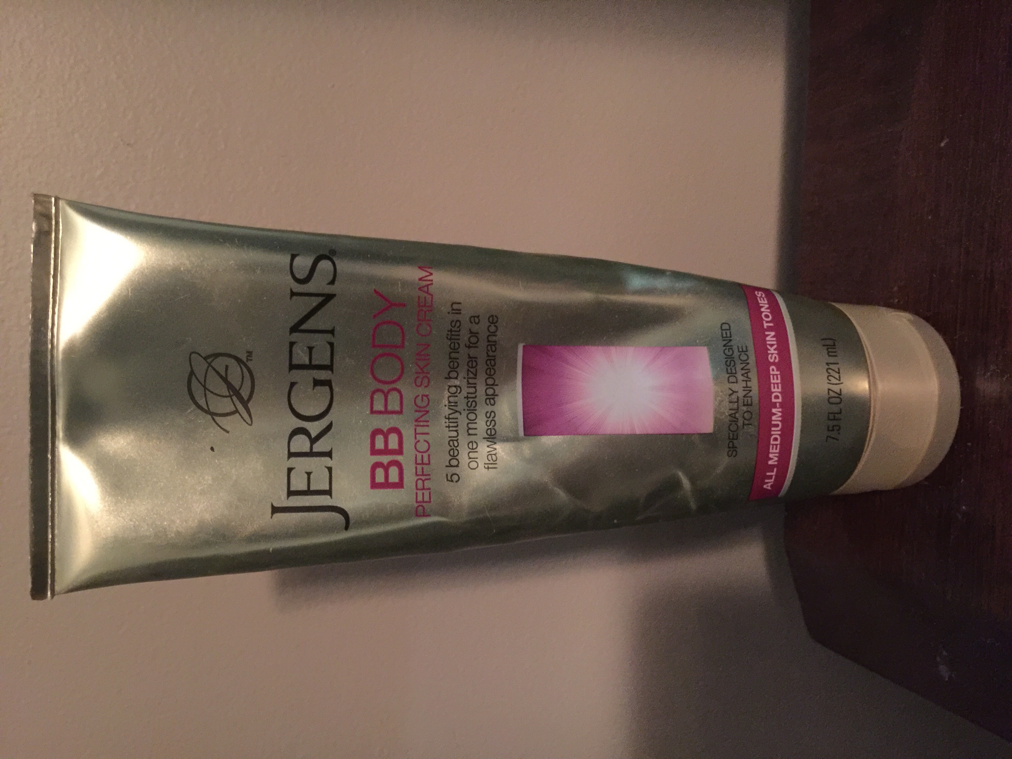 Photo of JERGENS® BB Body® Perfecting Skin Cream uploaded by Jessica W.