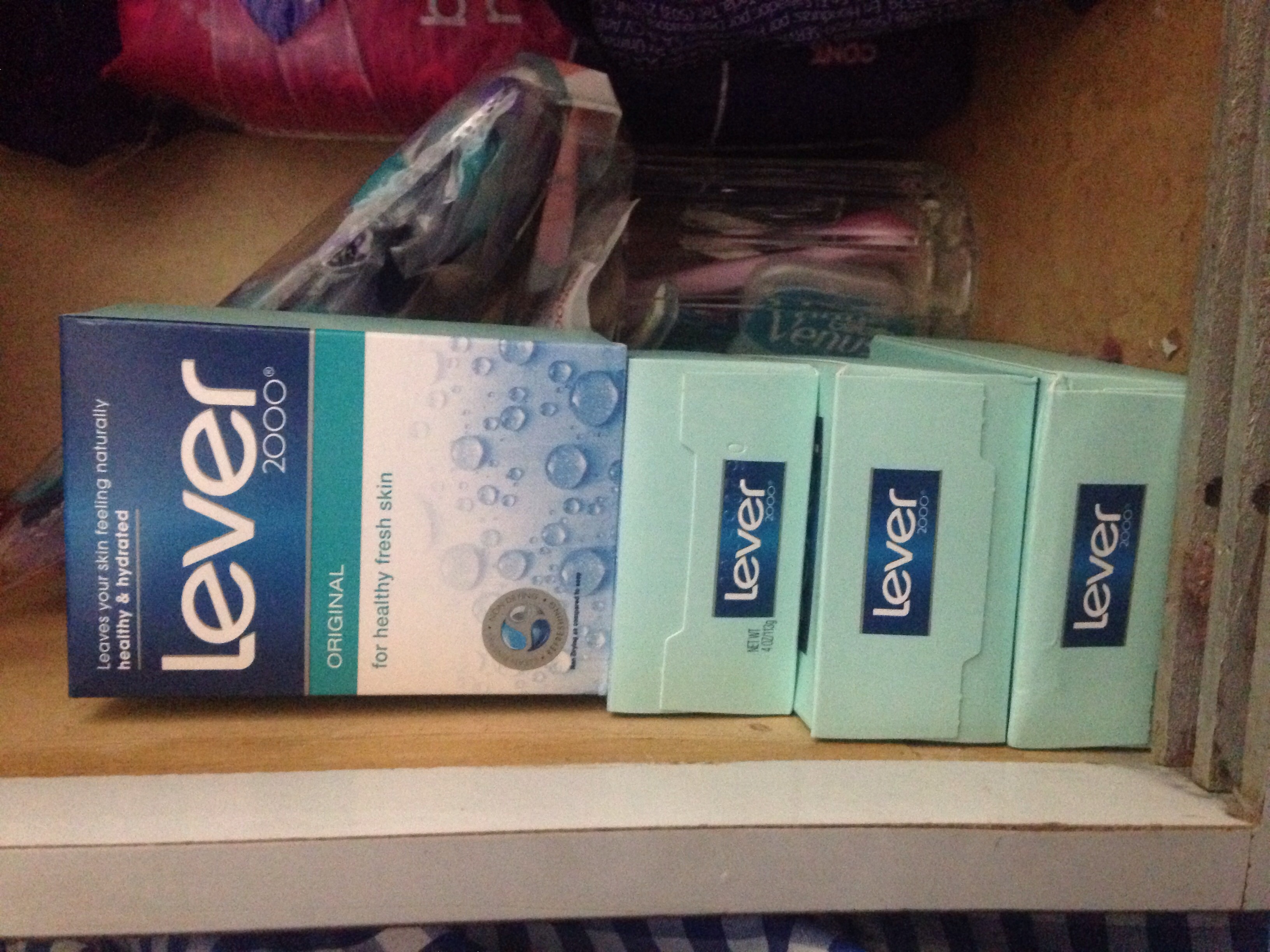 Photo of Lever 2000 Perfectly Fresh Refreshing Bar Soap 8 PackPerfectly Fresh Original uploaded by Moesha M.